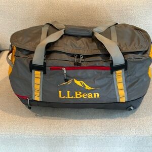 L.L. Bean large 25 inch duffel  bag. Like new.